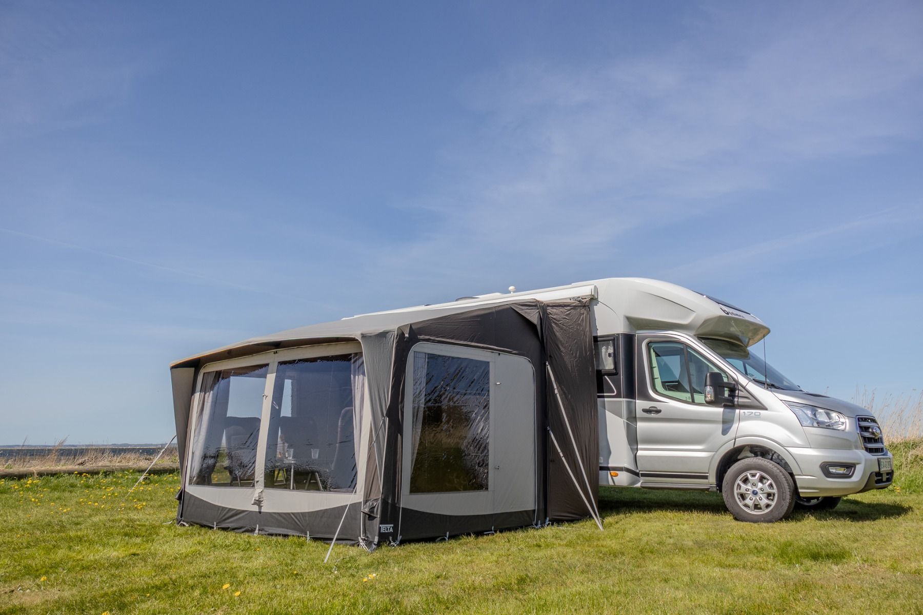 Telta Core 330 Air Driveaway Awning - 2026 - Image 2