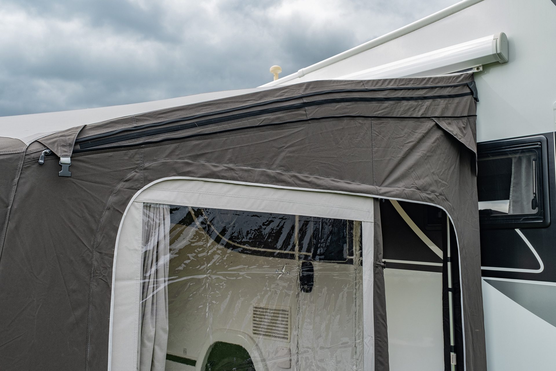 Telta Life 330 Air Awning - 2026 - Image 3